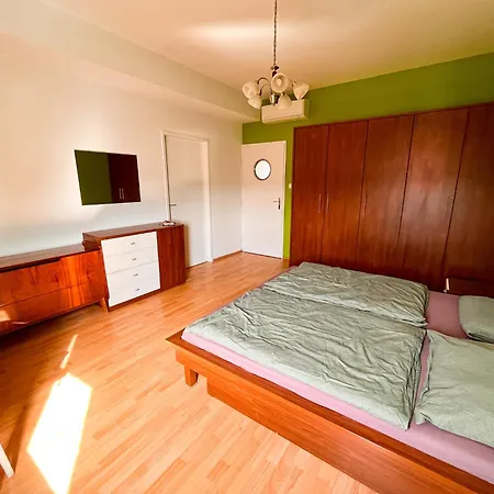 公寓 Flat With Nicest Wiew In Old Town - 3 Bedrooms, Ac 布拉迪斯拉发