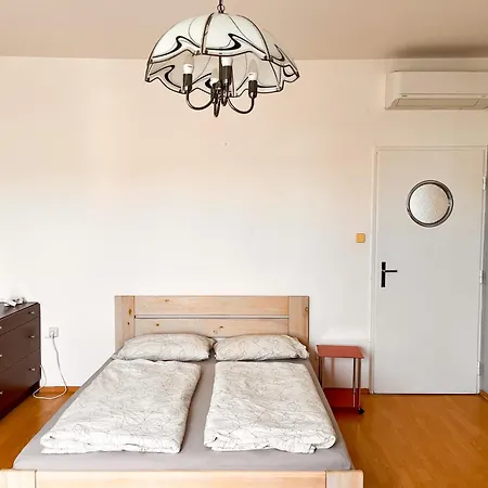 Flat With Nicest Wiew In Old Town - 3 Bedrooms, Ac * 布拉迪斯拉发